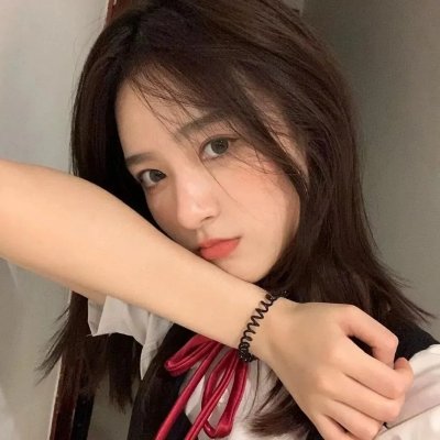 刻在书桌上的时光